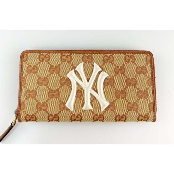 NWT Gucci New York Yankees patch™ Cluthch In brown wallet - Picture 4 of 11